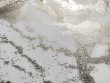 Gri Su Renkli Grunge. Altın mürekkep boyası. Parlak Alkol Mürekkebi Grunge. Folil Grunge arka planı. Altın Parlak Altın Şablon. Alkol Mürekkebi Geçmişi. Açık Doğulu Arka plan. Parlak Şablon.