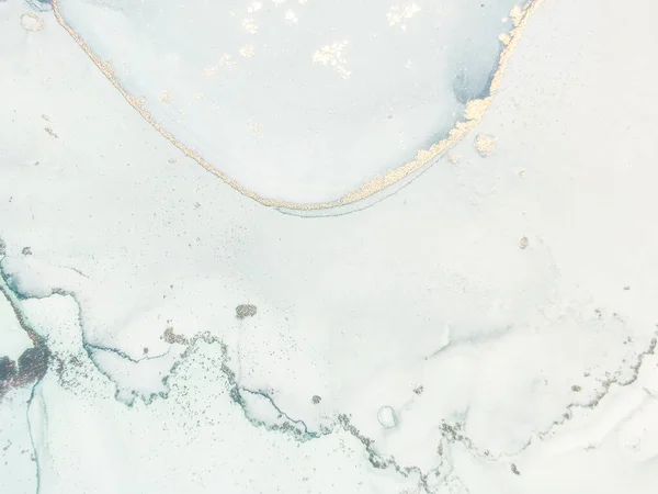 Folyo Alkol Mürekkebi Mermeri. Altın Su Renkli Mermer. Foil Gradyan Suluboya. Altın Mermer Arkaplan. Yeşil Yağlı Boya. Metal Alkol Mürekkep Arkaplanı. Jeodot Zarif Doku. Lüks Soyut Şablon.