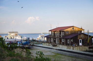 yatay yaz aylarında su ikramı