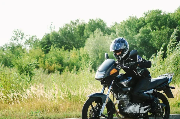 Motard Femme Équitation Sport Moto Sur Route — Photo