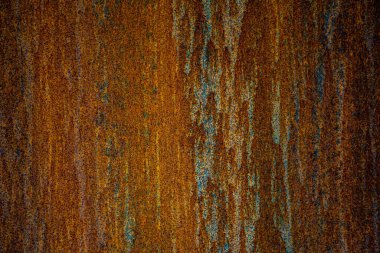 Paslı metal duvar. Metal yüzeyde paslı noktalar var. Metal pas dokusu arka planı. Paslı. Pas lekeleri..