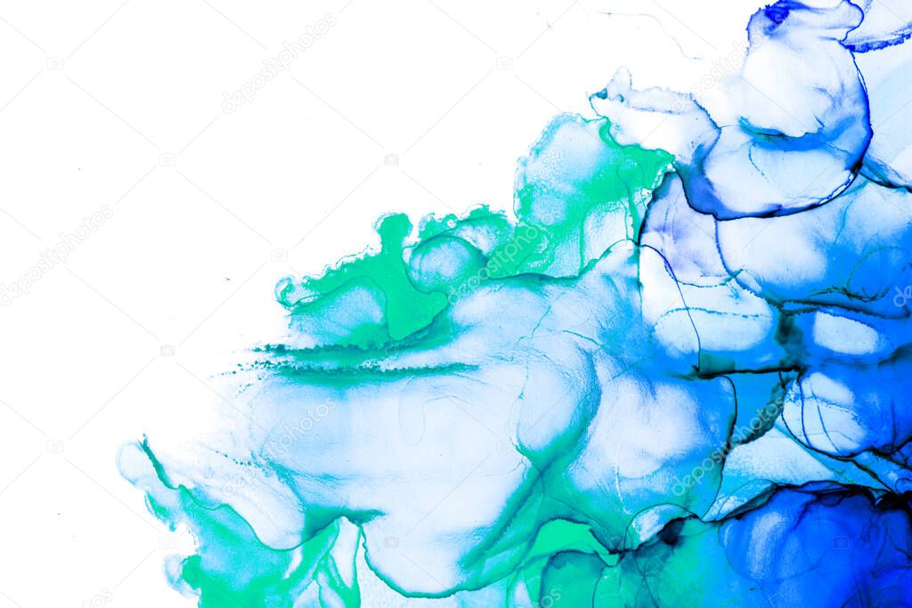 Alcohol ink creates abstract fluid art and pop art patterns for modern designers