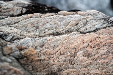 Kırsal taşlar, paslanmış dokular, renkli ve ilginç arka planlar ve büyüleyici dokular, web tasarımı ve soyut arkaplanlar için kullanılır.