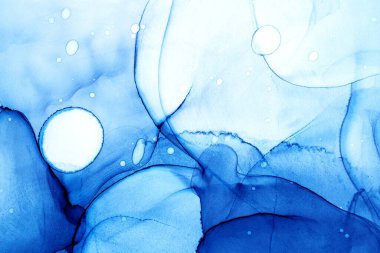 Alkol mürekkebi modern tasarımcılar için soyut sıvı sanat ve pop sanat modelleri yaratır.