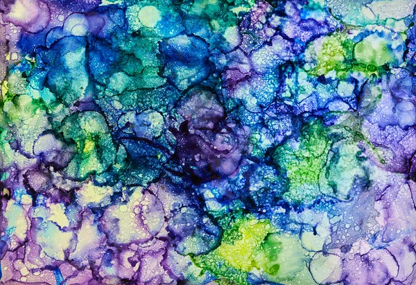 Alkol mürekkebinin sunduğu yüksek kaliteli akış sanatı tasarımcıya modern bir soyut arkaplan sağlar..