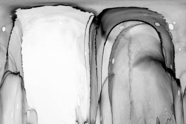 Alkol mürekkebinin sunduğu yüksek kaliteli akış sanatı tasarımcıya modern bir soyut arkaplan sağlar..