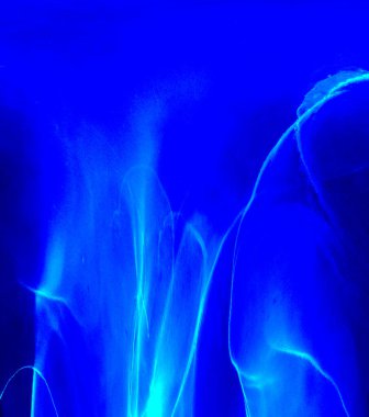 Alkol mürekkebinin sunduğu yüksek kaliteli akış sanatı tasarımcıya modern bir soyut arkaplan sağlar..