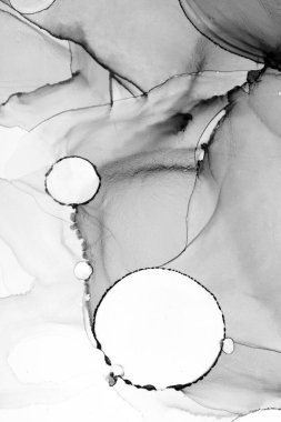 Alkol mürekkebi modern tasarımcılar için soyut sıvı sanat ve pop sanat modelleri yaratır.