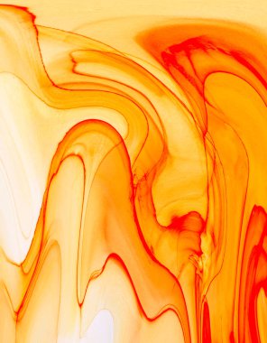 Alkol mürekkebi modern tasarımcılar için soyut sıvı sanat ve pop sanat modelleri yaratır.