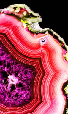 Kristal enine kesit arkaplanı. Doğal saydam agat kristal yüzey dilimi. Madenin makro yakın çekimi, soyut yapı