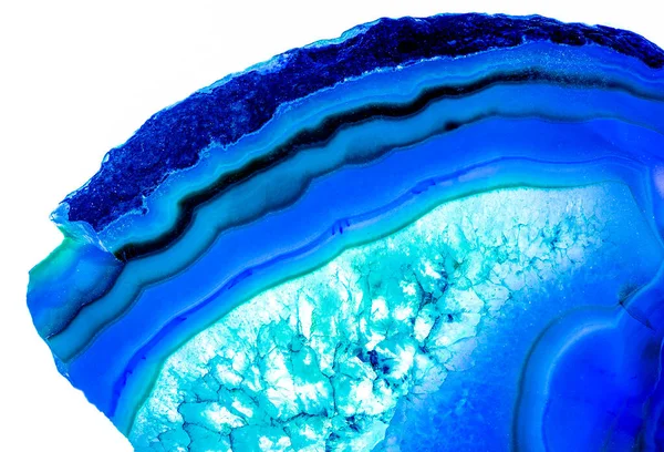 結晶断面の背景を瑪瑙 天然の半透明の瑪瑙結晶表面スライス 鉱石のマクロな閉鎖 抽象的な構造 — ストック写真