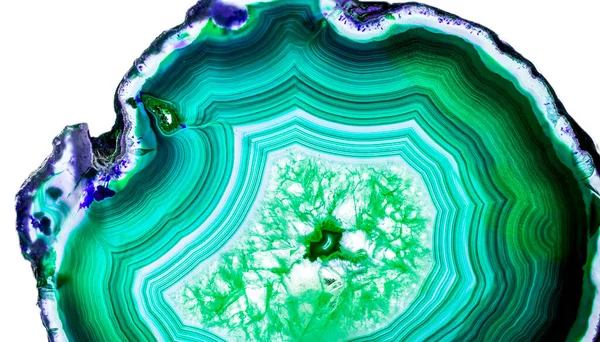 Kristal enine kesit arkaplanı. Doğal saydam agat kristal yüzey dilimi. Madenin makro yakın çekimi, soyut yapı