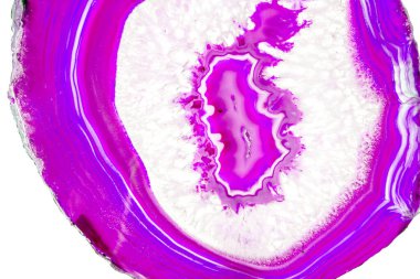 Kristal enine kesit arkaplanı. Doğal saydam agat kristal yüzey dilimi. Madenin makro yakın çekimi, soyut yapı