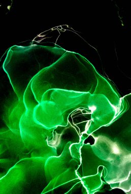 Yüksek kaliteli soyut tablolar tasarımcılara modern bir sanat arkaplanı kazandırıyor.