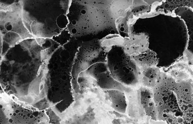 Alkol mürekkebinin sunduğu yüksek kaliteli akış sanatı tasarımcıya modern bir soyut arkaplan sağlar..