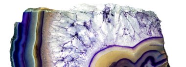 Kristal enine kesit arkaplanı. Doğal saydam agat kristal yüzey dilimi. Madenin makro yakın çekimi, soyut yapı