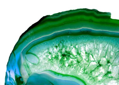 Kristal enine kesit arkaplanı. Doğal saydam agat kristal yüzey dilimi. Madenin makro yakın çekimi, soyut yapı