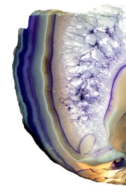 Kristal enine kesit arkaplanı. Doğal saydam agat kristal yüzey dilimi. Madenin makro yakın çekimi, soyut yapı