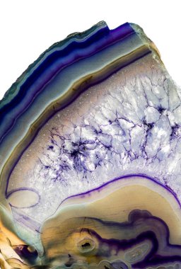 Kristal enine kesit arkaplanı. Doğal saydam agat kristal yüzey dilimi. Madenin makro yakın çekimi, soyut yapı