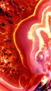 Kristal enine kesit arkaplanı. Doğal saydam agat kristal yüzey dilimi. Madenin makro yakın çekimi, soyut yapı