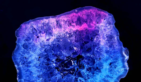 Agaat Kristallen Dwarsdoorsnede Achtergrond Natuurlijke Doorschijnende Agaat Kristal Oppervlak Slice — Stockfoto