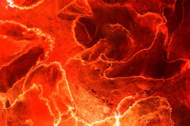 Alkol mürekkebinden yapılmış doğal akışkan sanat tablosu. Yumuşak, rüya gibi renkler. Aurora oluştur. Şeffaf dalgalı hatları ateşle.