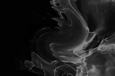 Alkol mürekkebinin sunduğu yüksek kaliteli akış sanatı tasarımcıya modern bir soyut arkaplan sağlar..