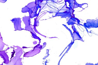 Alkol mürekkebinden yapılmış doğal akışkan sanat tablosu. Yumuşak, rüya gibi renkler. Aurora oluştur. Şeffaf dalgalı hatları ateşle.