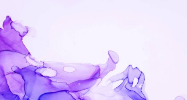 Alkol mürekkebinden yapılmış doğal akışkan sanat tablosu. Yumuşak, rüya gibi renkler. Aurora oluştur. Şeffaf dalgalı hatları ateşle.