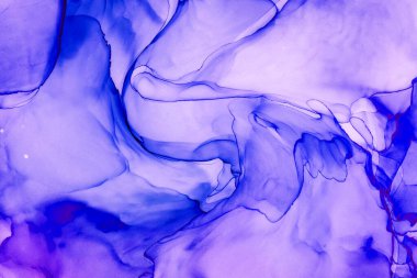 Alkol mürekkebinden yapılmış doğal akışkan sanat tablosu. Yumuşak, rüya gibi renkler. Aurora oluştur. Şeffaf dalgalı hatları ateşle.