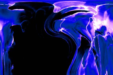 Alkol mürekkebinden yapılmış doğal akışkan sanat tablosu. Yumuşak, rüya gibi renkler. Aurora oluştur. Şeffaf dalgalı hatları ateşle.