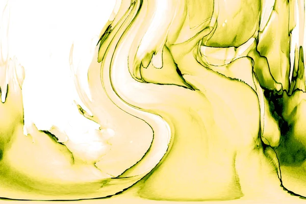 Alkol mürekkebinden yapılmış doğal akışkan sanat tablosu. Yumuşak, rüya gibi renkler. Aurora oluştur. Şeffaf dalgalı hatları ateşle.