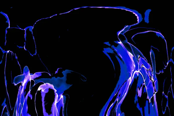 Alkol mürekkebinden yapılmış doğal akışkan sanat tablosu. Yumuşak, rüya gibi renkler. Aurora oluştur. Şeffaf dalgalı hatları ateşle.