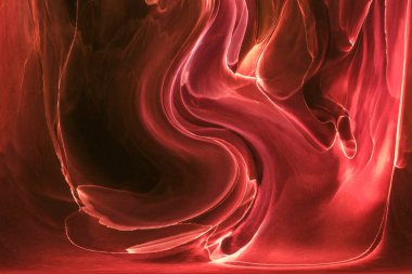 Alkol mürekkebinden yapılmış doğal akışkan sanat tablosu. Yumuşak, rüya gibi renkler. Aurora oluştur. Şeffaf dalgalı hatları ateşle.