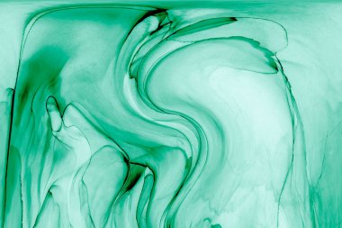 Alkol mürekkebinden yapılmış doğal akışkan sanat tablosu. Yumuşak, rüya gibi renkler. Aurora oluştur. Şeffaf dalgalı hatları ateşle.