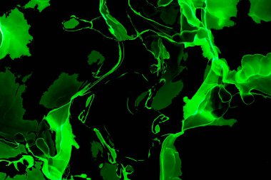 Alkol mürekkebi teknikli doğal akışkan resim. Yumuşak rüya renkleri şeffaf dalgalı çizgiler oluşturur.