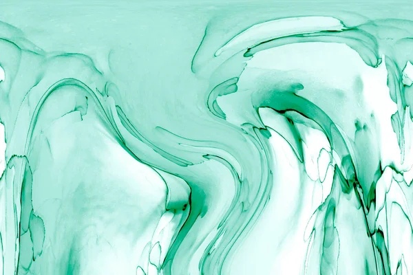 Alkol mürekkebinden yapılmış doğal akışkan sanat tablosu. Yumuşak, rüya gibi renkler. Aurora oluştur. Şeffaf dalgalı hatları ateşle.