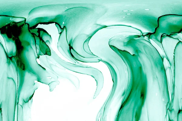 Alkol mürekkebinden yapılmış doğal akışkan sanat tablosu. Yumuşak, rüya gibi renkler. Aurora oluştur. Şeffaf dalgalı hatları ateşle.