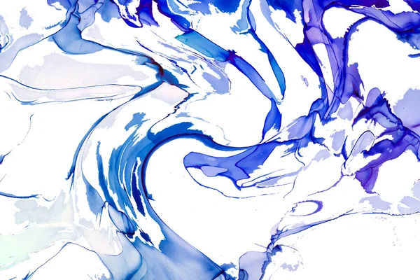Alkol mürekkebi teknikli doğal akışkan resim. Yumuşak rüya renkleri şeffaf dalgalı çizgiler oluşturur.
