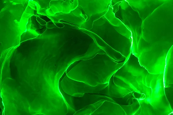 Alkol mürekkebi teknikli doğal akışkan resim. Yumuşak rüya renkleri şeffaf dalgalı çizgiler oluşturur.