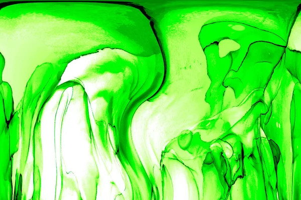 Alkol mürekkebi teknikli doğal akışkan resim. Yumuşak rüya renkleri şeffaf dalgalı çizgiler oluşturur.