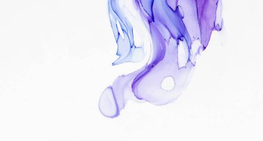 Alkol mürekkebi teknikli doğal akışkan resim. Yumuşak rüya renkleri şeffaf dalgalı çizgiler oluşturur.