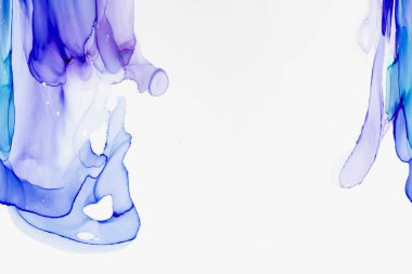 Alkol mürekkebi teknikli doğal akışkan resim. Yumuşak rüya renkleri şeffaf dalgalı çizgiler oluşturur.