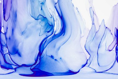 Alkol mürekkebi teknikli doğal akışkan resim. Yumuşak rüya renkleri şeffaf dalgalı çizgiler oluşturur.