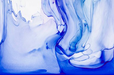 Alkol mürekkebi teknikli doğal akışkan resim. Yumuşak rüya renkleri şeffaf dalgalı çizgiler oluşturur.