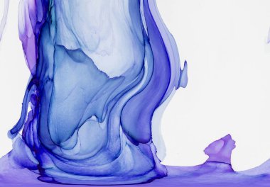 Alkol mürekkebi teknikli doğal akışkan resim. Yumuşak rüya renkleri şeffaf dalgalı çizgiler oluşturur.