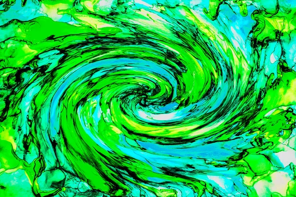 Alkol mürekkebi tekniğindeki doğal akışkan resim. Yumuşak rüya renkleri şeffaf dalgalı çizgiler oluşturur.