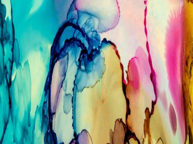 Alkol mürekkebi tekniğindeki doğal akışkan resim. Yumuşak rüya renkleri şeffaf dalgalı çizgiler oluşturur.