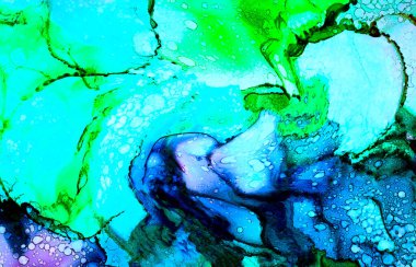 Alkol mürekkebi tekniğindeki doğal akışkan resim. Yumuşak rüya renkleri şeffaf dalgalı çizgiler oluşturur.