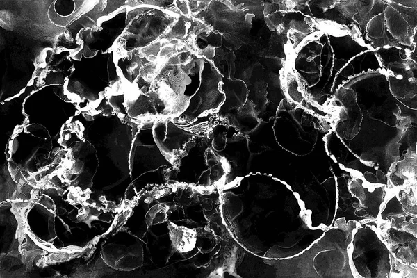 Alkol mürekkebi tekniğindeki doğal akışkan resim. Yumuşak rüya renkleri şeffaf dalgalı çizgiler oluşturur.